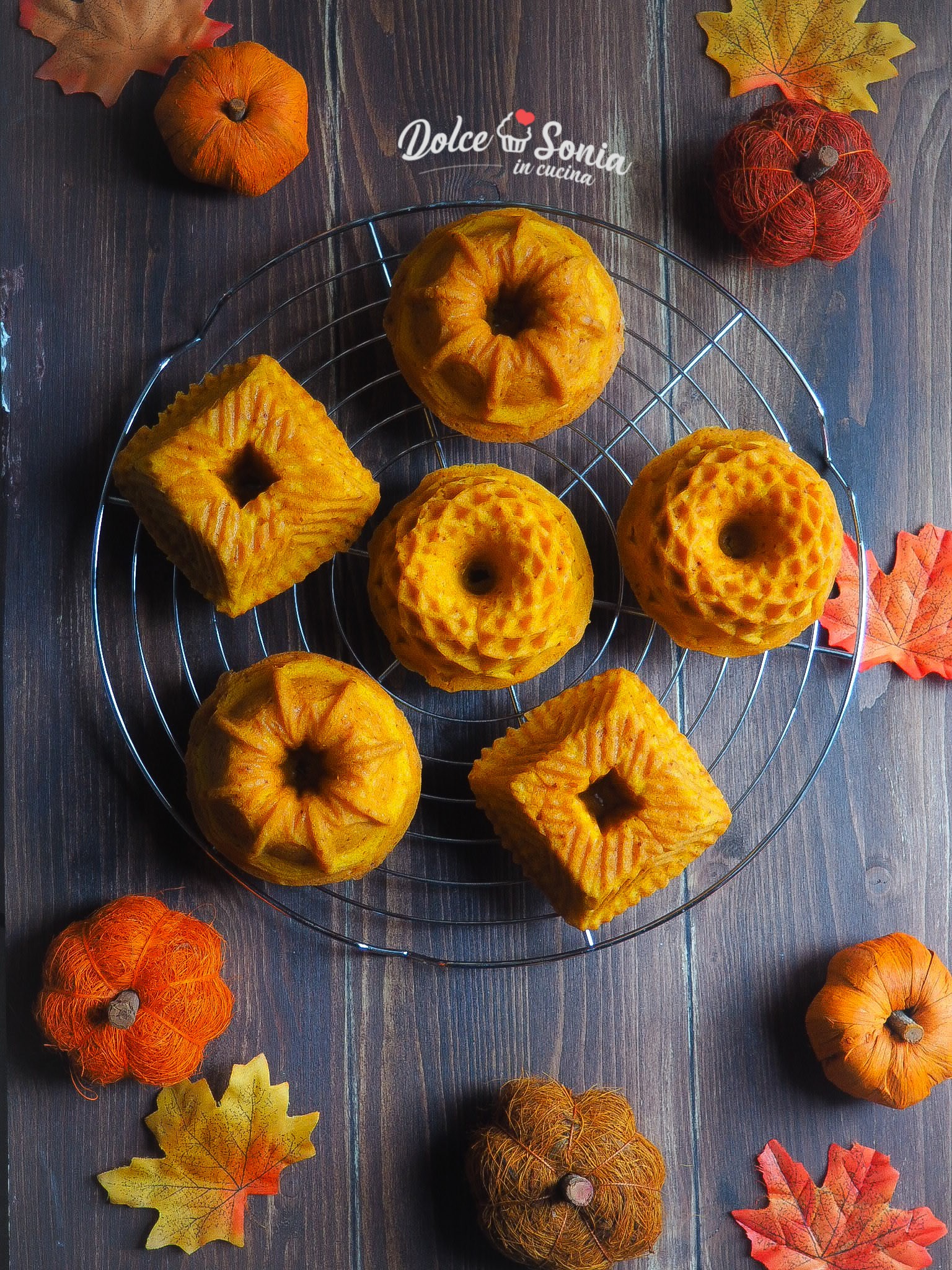 Mini bundt cake alla zucca