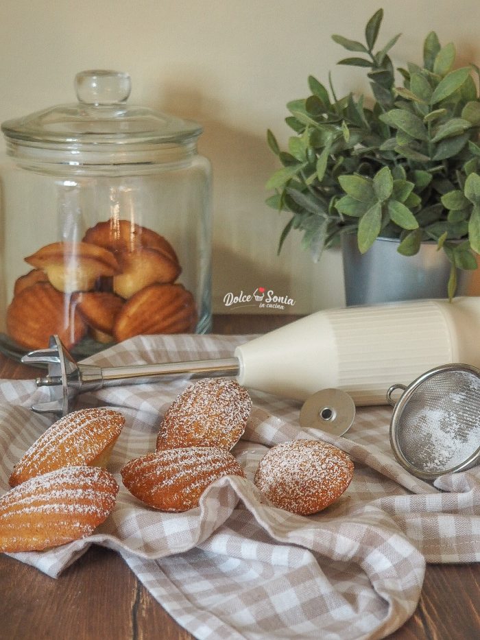 MADELEINES